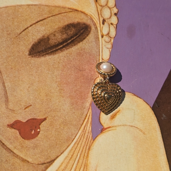 PEARL & BRAIDED HEART DROP EARRING - Picture 1 of 2